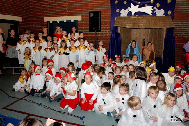 Spotkanie Wigilijne w PM 13 (zdjęcia)