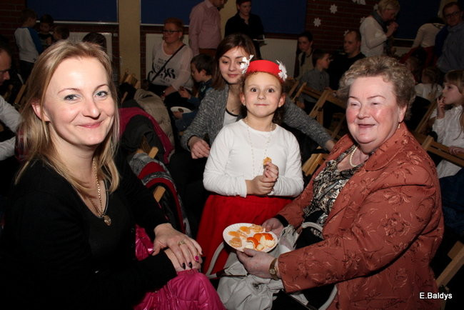 Spotkanie Wigilijne w PM 13 (zdjęcia)