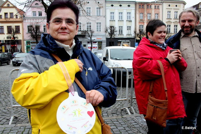 Choinka na rynku przybrana (zdjęcia)