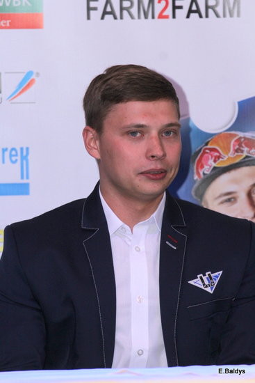 Sajfutdinow i Jonasson w Unii! (zdjęcia)