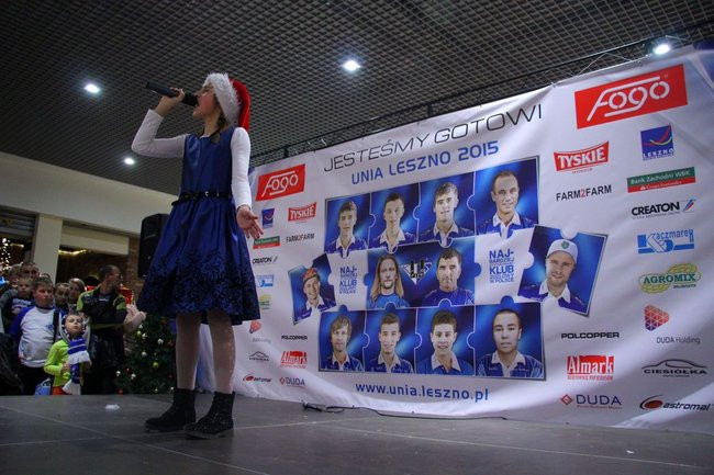 Galeria pełna kibiców (wideo i zdjęcia)