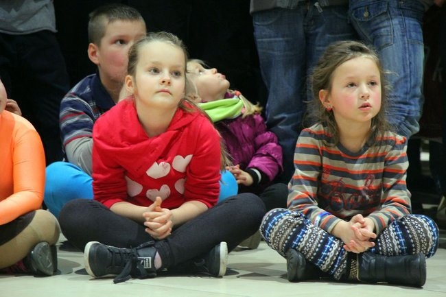 Galeria pełna kibiców (wideo i zdjęcia)