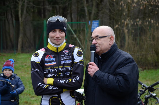 Sportowy opłatek przy ognisku (zdjęcia)