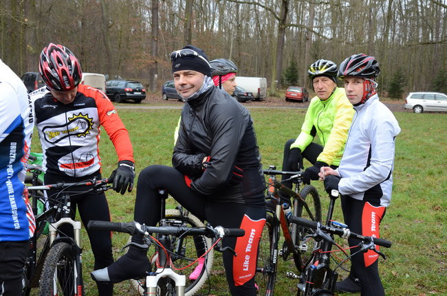 Sportowy opłatek przy ognisku (zdjęcia)