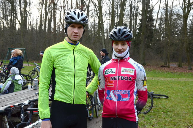 Sportowy opłatek przy ognisku (zdjęcia)