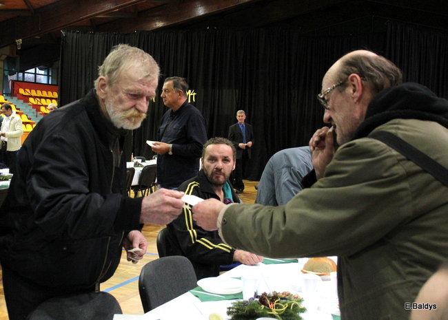 Wigilia dla samotnych w Lesznie (zdjęcia)