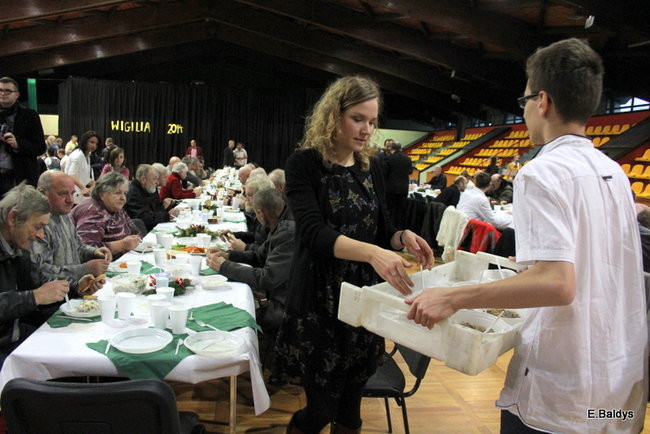 Wigilia dla samotnych w Lesznie (zdjęcia)