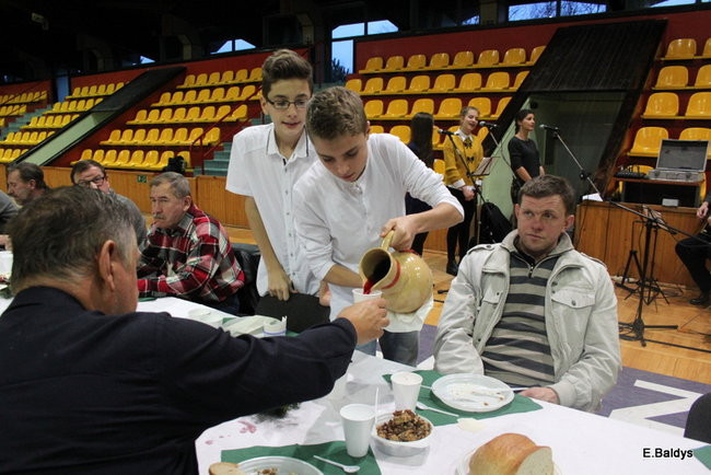 Wigilia dla samotnych w Lesznie (zdjęcia)