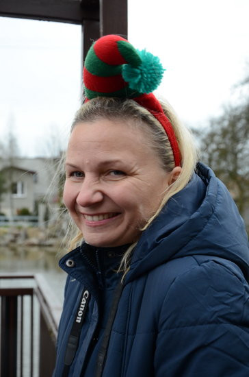 Wigilijny karp na obrusie w stawie (zdjęcia)