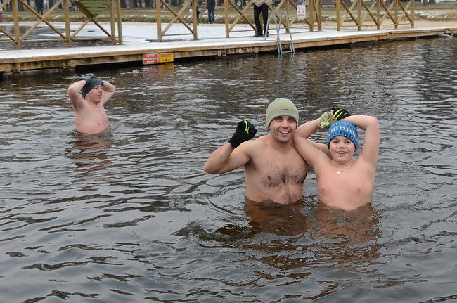 Kąpielisko w Osiecznej popularne latem i zimą (zdjęcia)