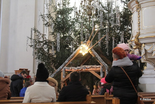 Barwny orszak na ulicach Leszna (zdjęcia)