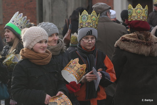 Barwny orszak na ulicach Leszna (zdjęcia)