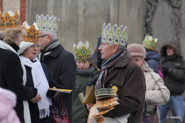 Barwny orszak na ulicach Leszna (zdjęcia)