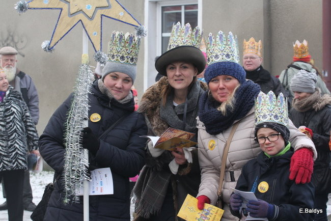 Barwny orszak na ulicach Leszna (zdjęcia)