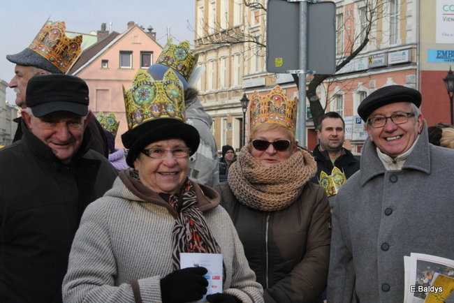 Barwny orszak na ulicach Leszna (zdjęcia)