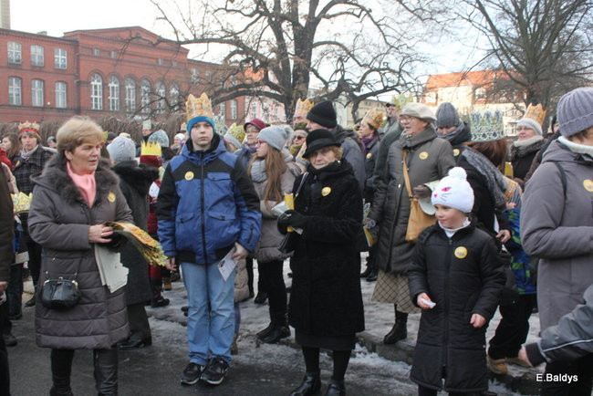 Barwny orszak na ulicach Leszna (zdjęcia)