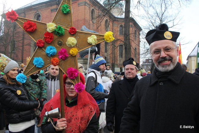Barwny orszak na ulicach Leszna (zdjęcia)