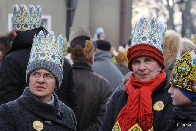 Barwny orszak na ulicach Leszna (zdjęcia)