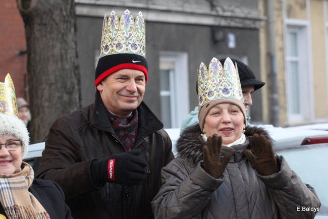 Barwny orszak na ulicach Leszna (zdjęcia)