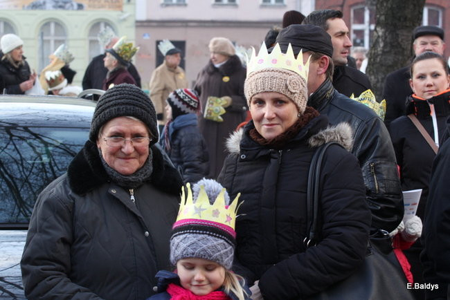 Barwny orszak na ulicach Leszna (zdjęcia)