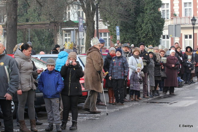 Barwny orszak na ulicach Leszna (zdjęcia)