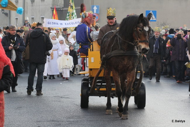Barwny orszak na ulicach Leszna (zdjęcia)