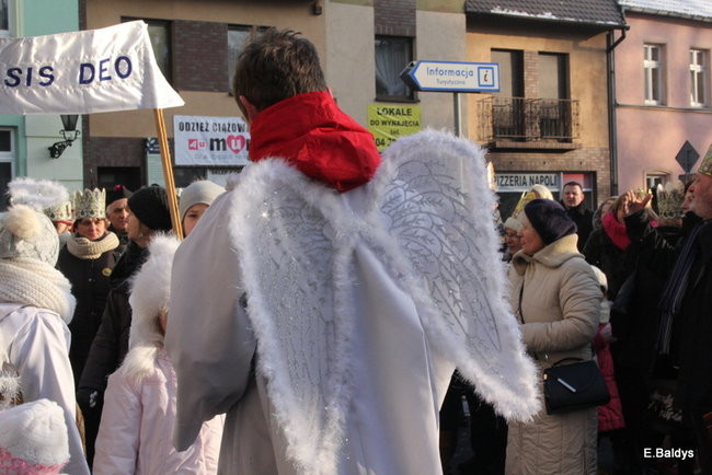 Barwny orszak na ulicach Leszna (zdjęcia)