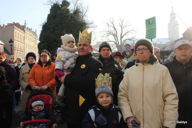 Barwny orszak na ulicach Leszna (zdjęcia)