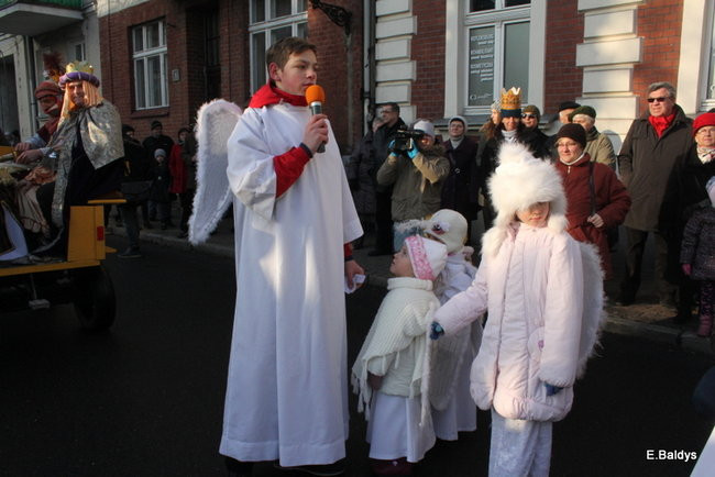 Barwny orszak na ulicach Leszna (zdjęcia)