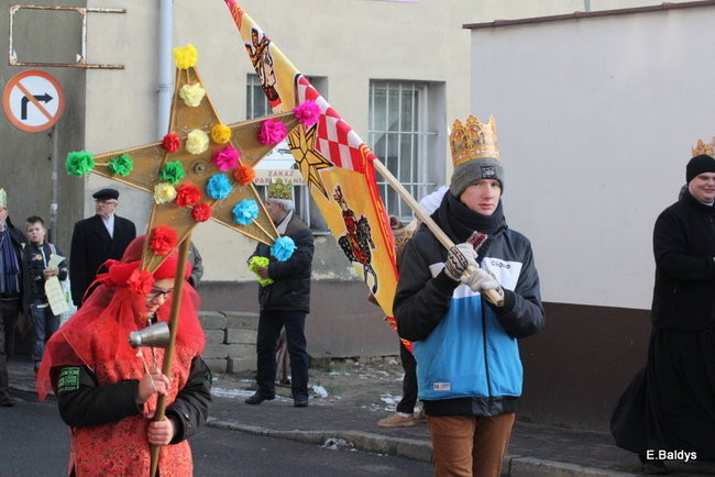 Barwny orszak na ulicach Leszna (zdjęcia)
