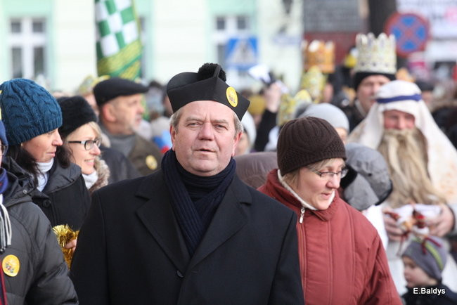 Barwny orszak na ulicach Leszna (zdjęcia)