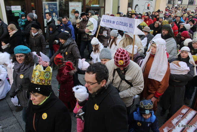 Barwny orszak na ulicach Leszna (zdjęcia)