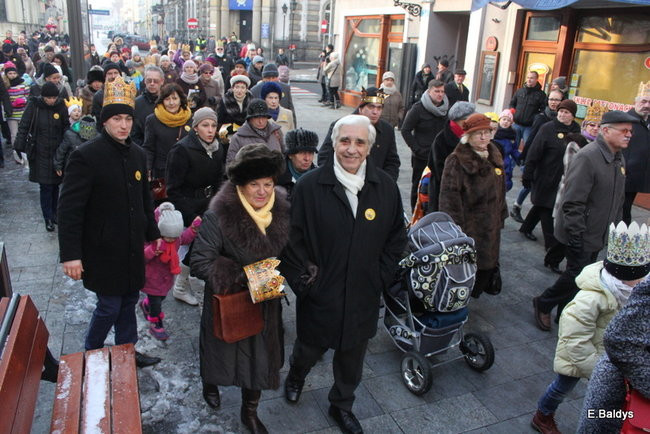 Barwny orszak na ulicach Leszna (zdjęcia)