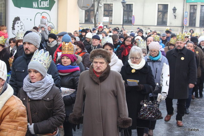 Barwny orszak na ulicach Leszna (zdjęcia)