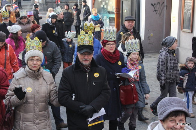 Barwny orszak na ulicach Leszna (zdjęcia)