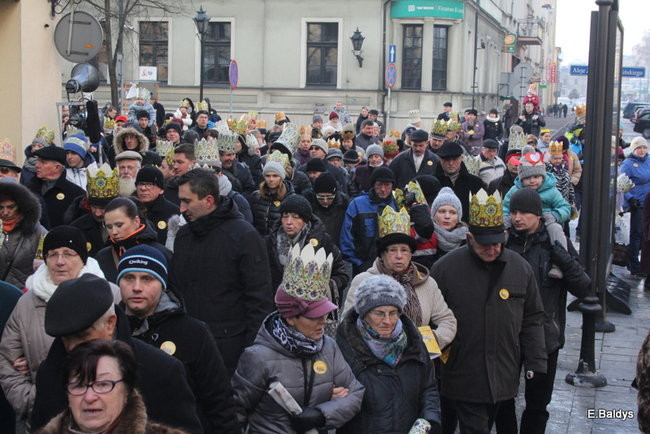 Barwny orszak na ulicach Leszna (zdjęcia)