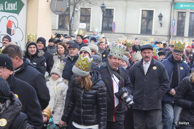 Barwny orszak na ulicach Leszna (zdjęcia)