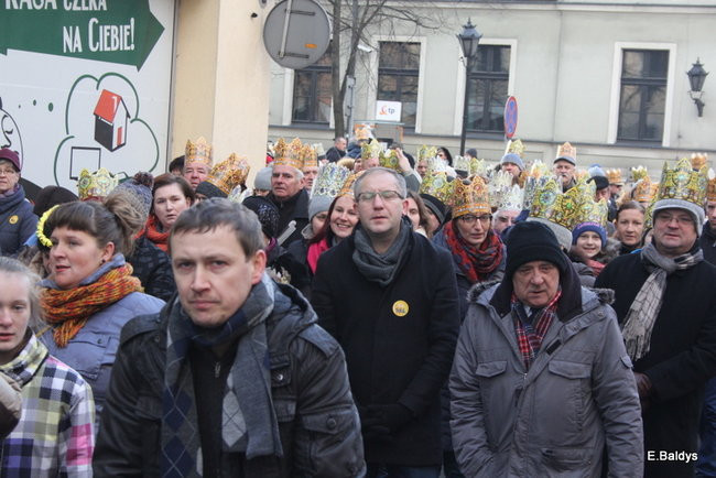 Barwny orszak na ulicach Leszna (zdjęcia)