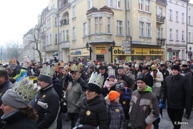 Barwny orszak na ulicach Leszna (zdjęcia)