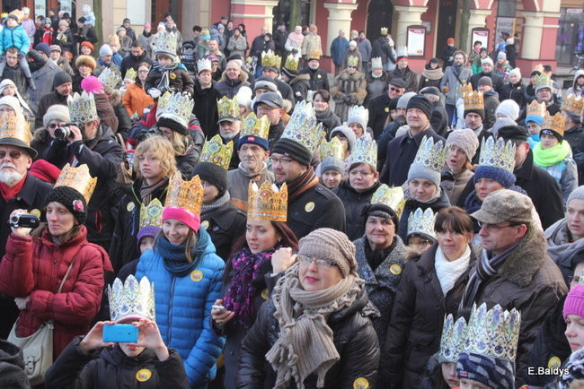 Barwny orszak na ulicach Leszna (zdjęcia)