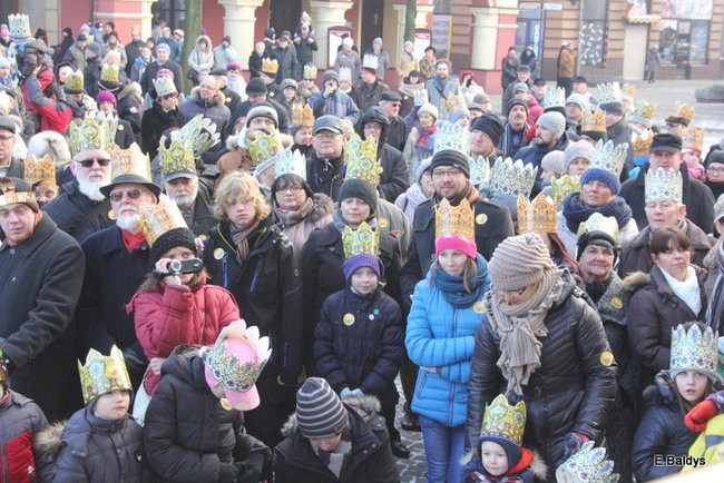 Barwny orszak na ulicach Leszna (zdjęcia)