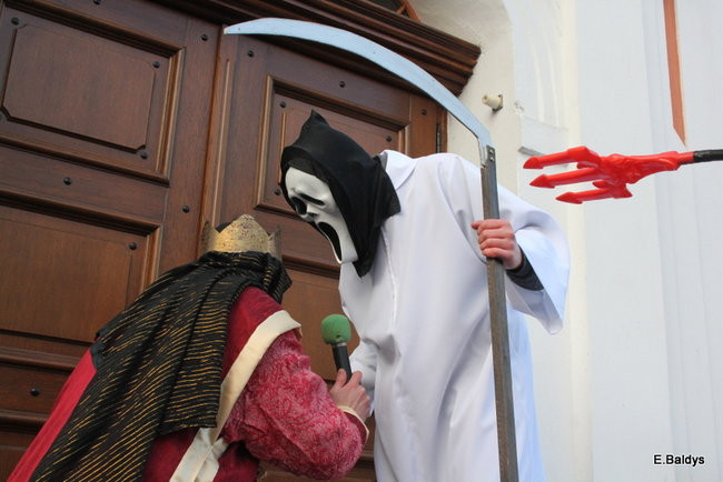 Barwny orszak na ulicach Leszna (zdjęcia)