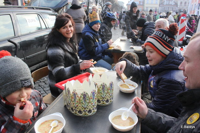 Barwny orszak na ulicach Leszna (zdjęcia)