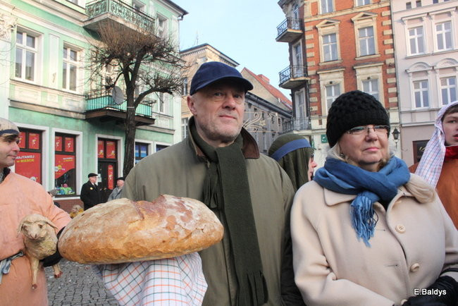 Barwny orszak na ulicach Leszna (zdjęcia)