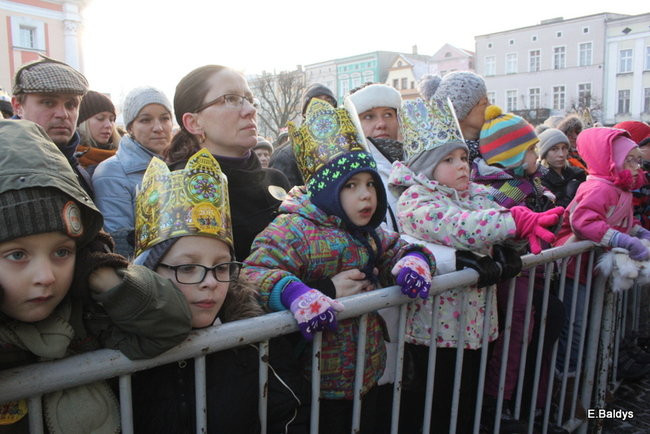 Barwny orszak na ulicach Leszna (zdjęcia)