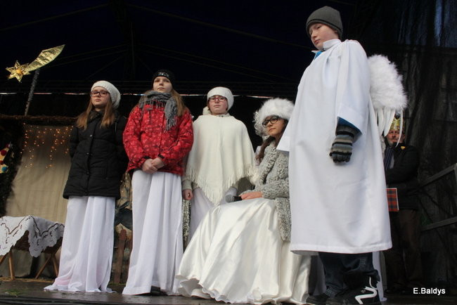 Barwny orszak na ulicach Leszna (zdjęcia)