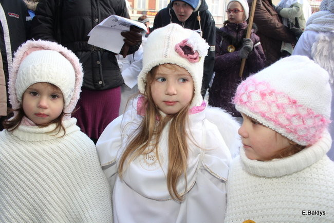Barwny orszak na ulicach Leszna (zdjęcia)
