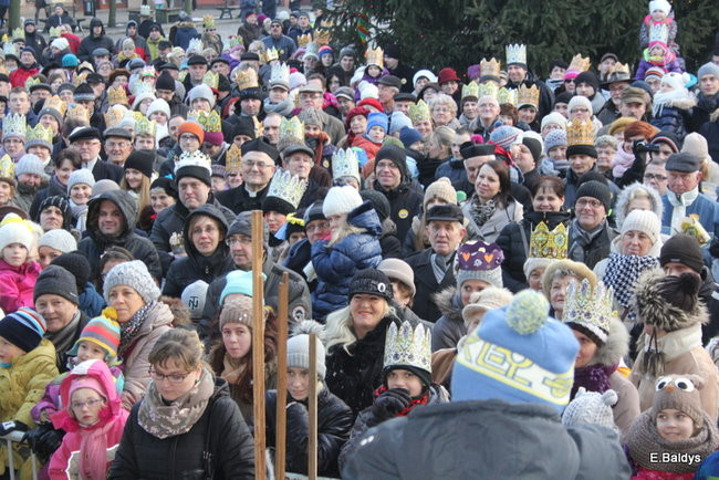 Barwny orszak na ulicach Leszna (zdjęcia)