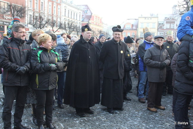 Barwny orszak na ulicach Leszna (zdjęcia)