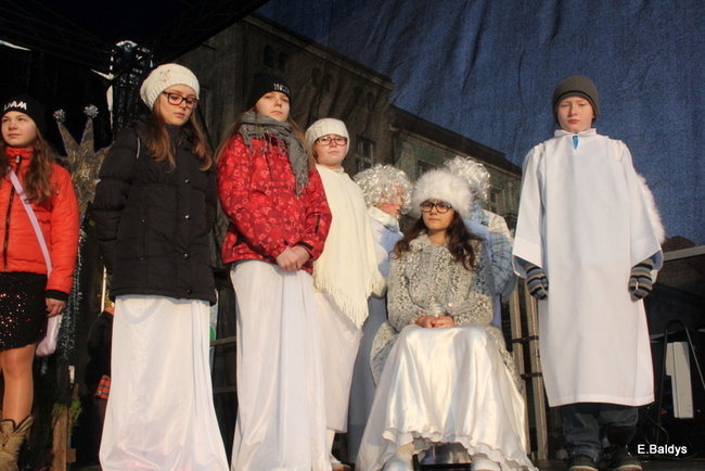 Barwny orszak na ulicach Leszna (zdjęcia)